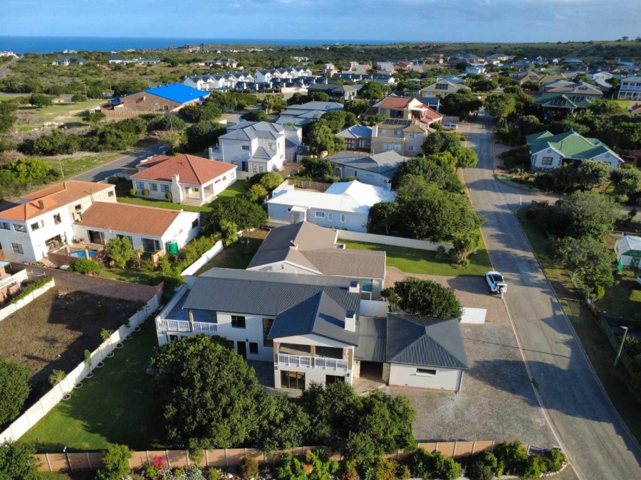 3 Bedroom Property for Sale in Stilbaai Wes Western Cape